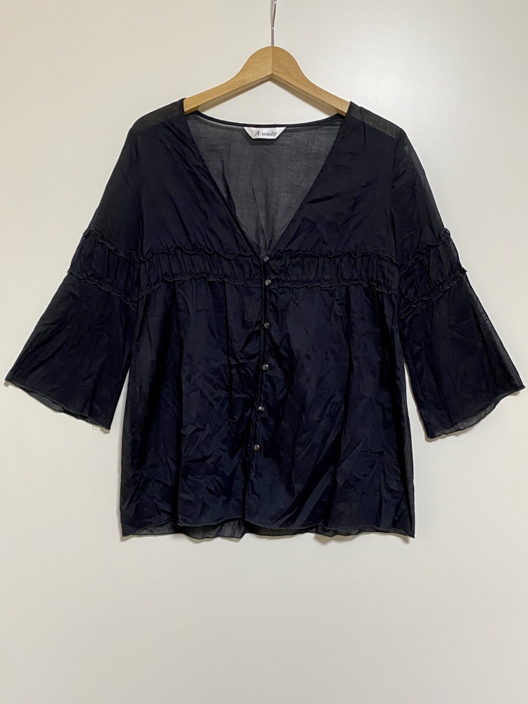▼ A-proudly エープラウドリー シースルー Vネック チュニック 九部袖 フレアスリーブ 前開きボタン 黒 ブラック 9AR コットンブラウス拍卖