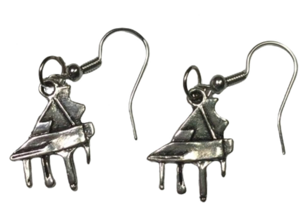 2個セット ピアノ 音楽 金 管楽器 モチーフ ピアス 揺れる 垂れる アクセサリー おしゃれ かわいい レディース拍卖
