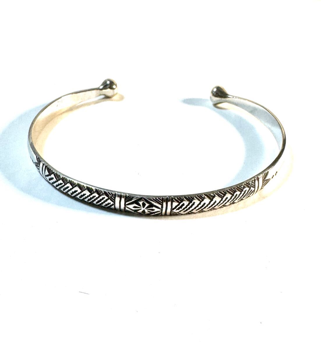 トゥアレグシルバー シルバーバングル シルバーブレスレット シルバー バングル トゥアレグ族拍卖