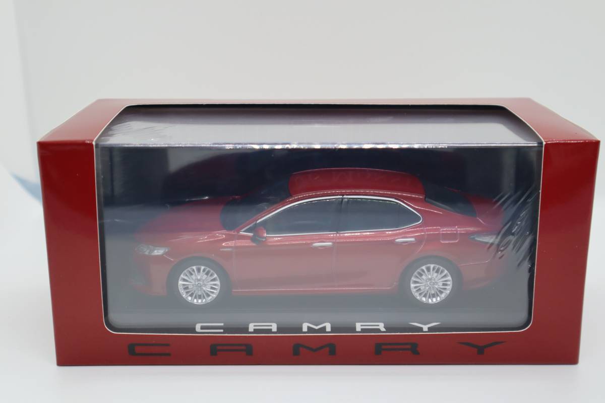J0881(6) T 1/30 トヨタ カムリ (4)3T7 カラーサンプル ミニカー エモーショナルレッド 非売品 未開封 未使用★拍卖