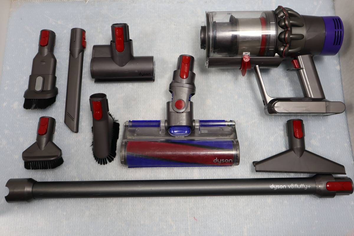 E3757 Y 中古品 ダイソン v8 fluffy SV12 サイクロンコードレスクリーナー【アダプター付き】拍卖