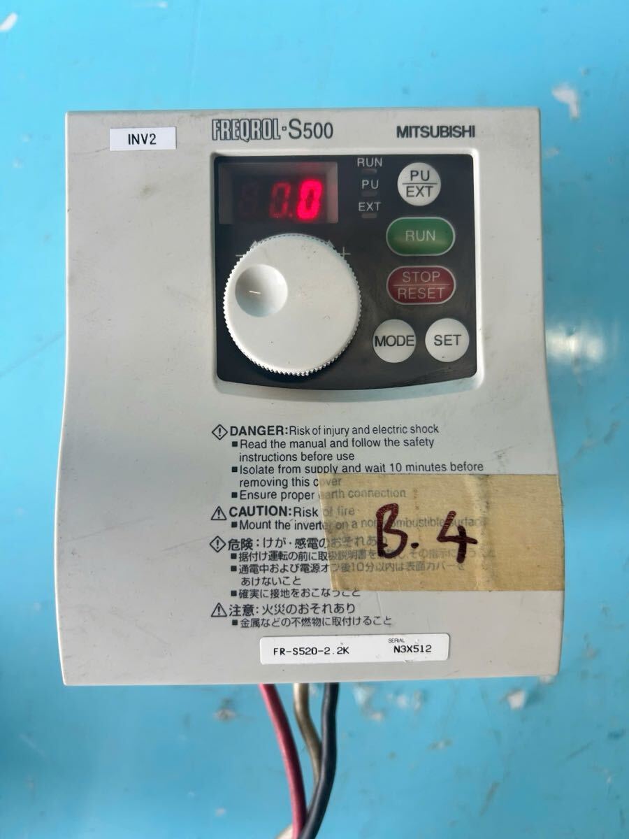 B4 MITSUBISHI INVERTER FR-S520-2.2K AC INPUT 3PH220v 2.2KW 動作確認済み拍卖