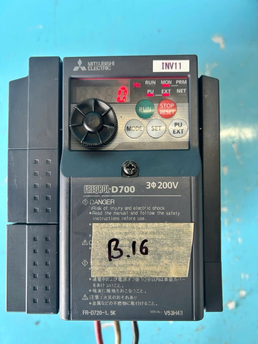B16 MITSUBISHI INVERTER FR-D720-1.5K AC INPUT 3PH 220v 1.5KW 動作確認済み拍卖