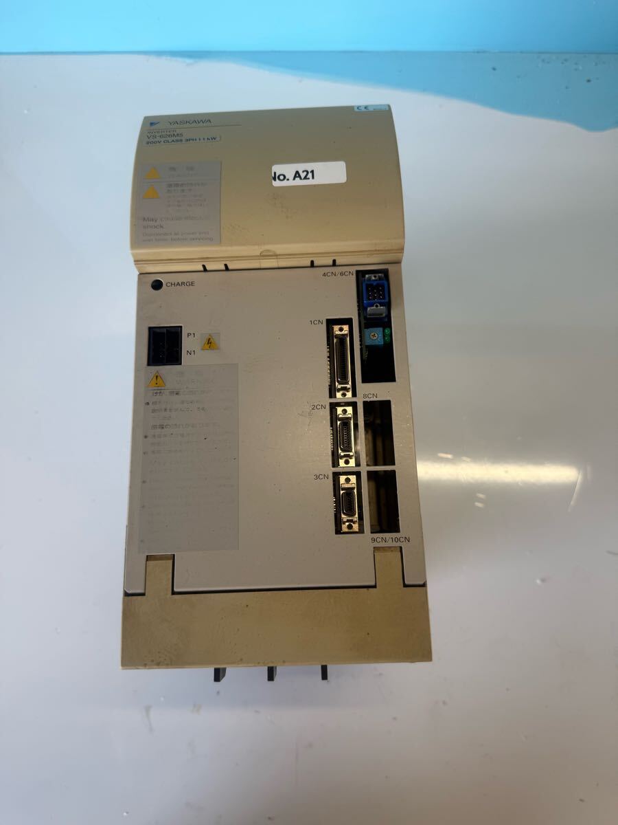 No.A21 YASKAWA INVERTER VS-626M5 AC INPUT 3PH 220v 11KW拍卖