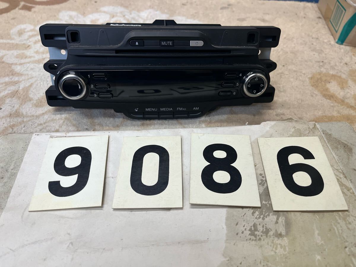 《オーディオ》 アルファロメオ ジュリエッタ 純正オーディオ拍卖