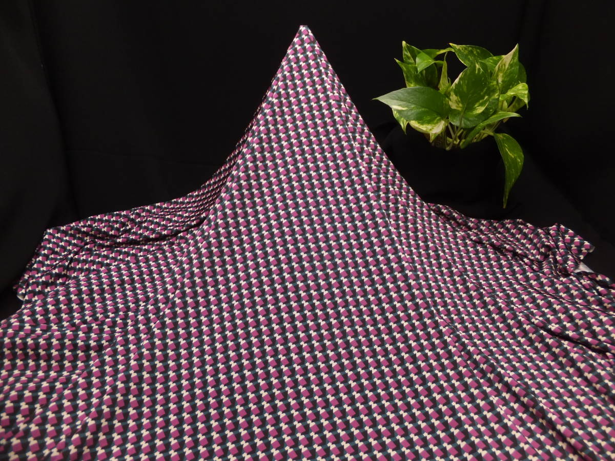 新入荷!掘り出し品!イタリア製!高級ブランド!ROCHAS ロシャス オリジナル!ツーウェイニット!P92% Pu8%! 135cm巾×1.3m拍卖