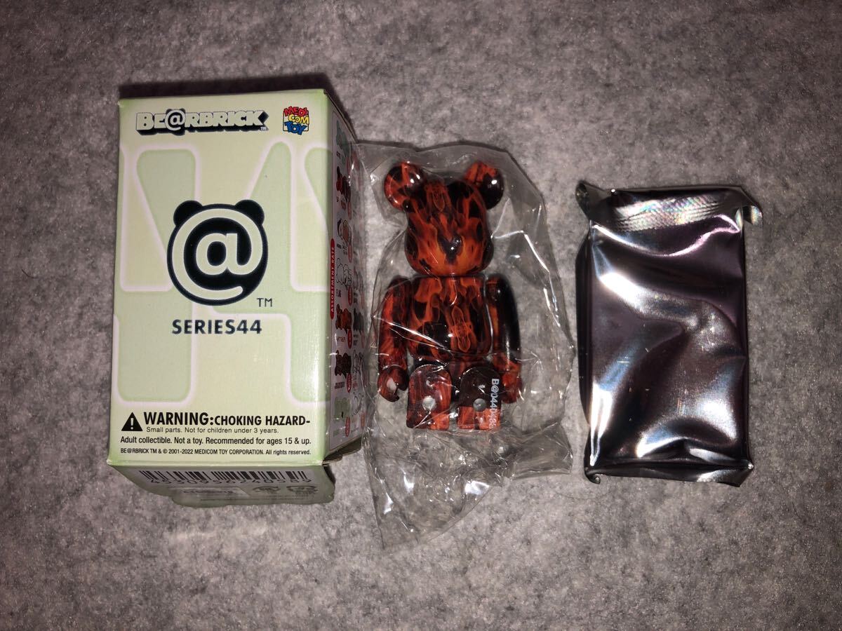 炎 MEDICOM TOY BE@RBRICK SERIES 44 メディコムトイ ベアブリック シリーズ 44 パターン PATTERN拍卖