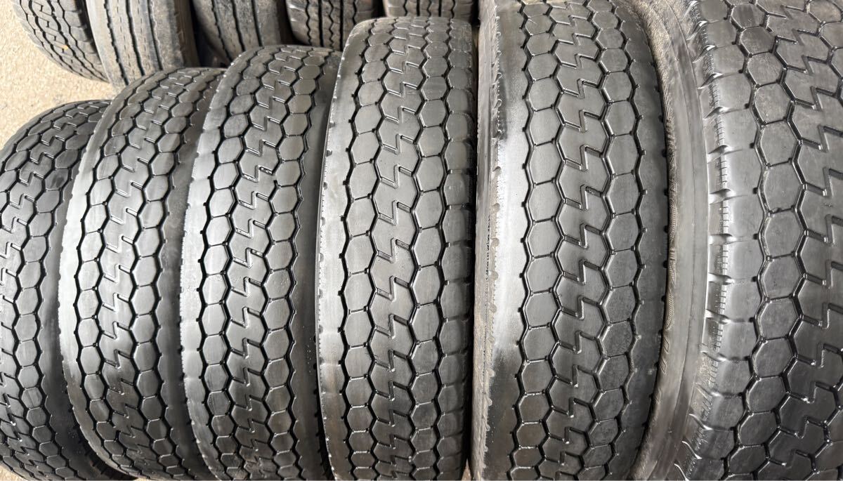 205/85R16 117/115N LT YOKOHAMA LT752R ミックスタイヤ 2023年製 6本セット拍卖