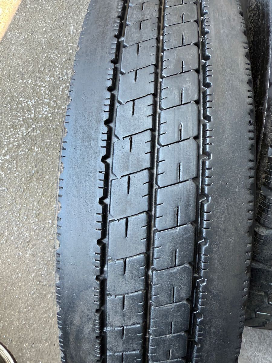 BS R207 205/80R17.5 120/118N LT トラック バス用タイヤ 2022年製 7.5ミリ溝 1本拍卖