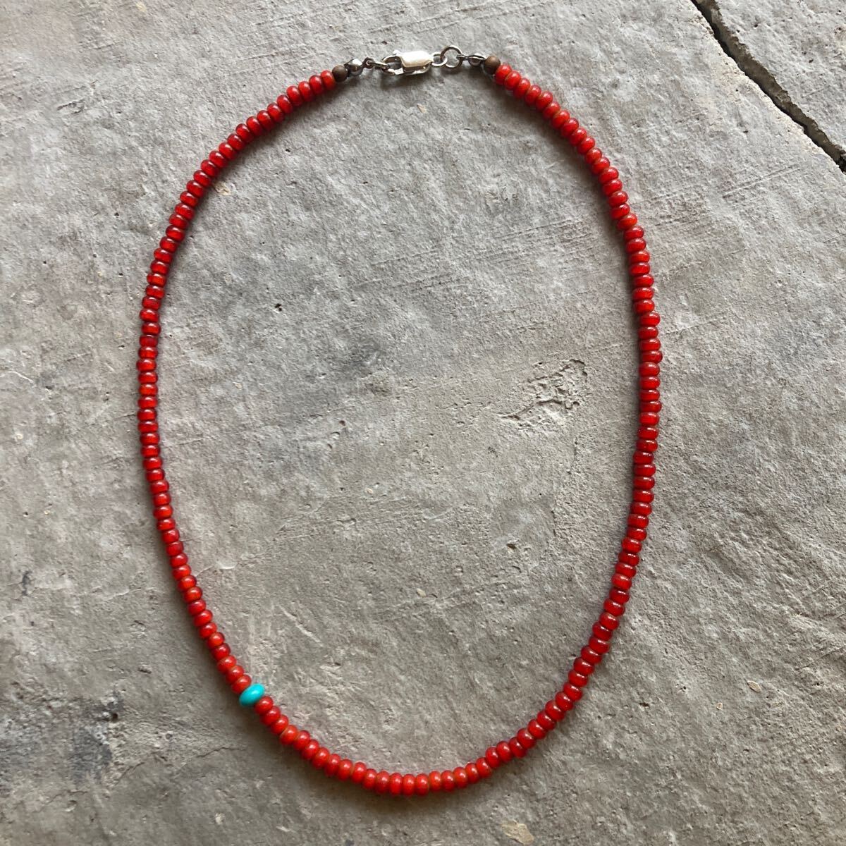 317 ホワイトハーツとUSAキングマンターコイズのネックレス拍卖