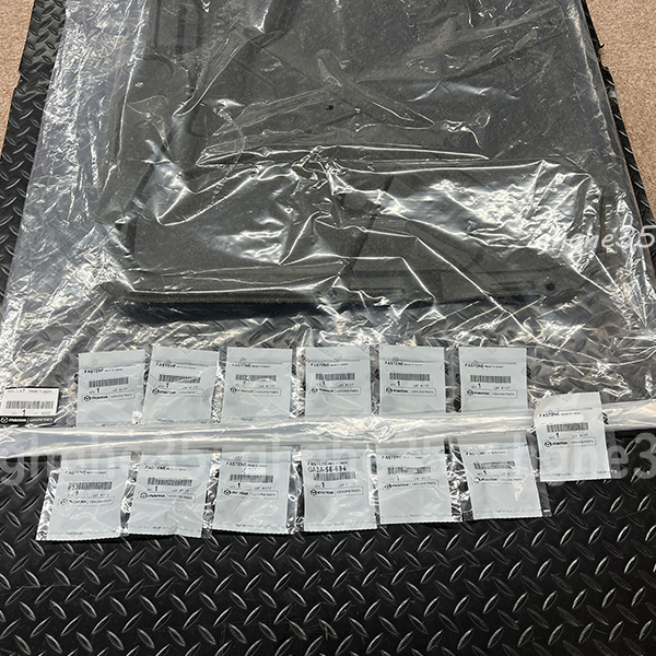 マツダ 純正 RX-7 FD3S ボンネット インシュレーター ファスナー 付き RX7 エンジン ルーム rx7 rx-7 fd3s 検 マフラー ヘッドライト ドア拍卖