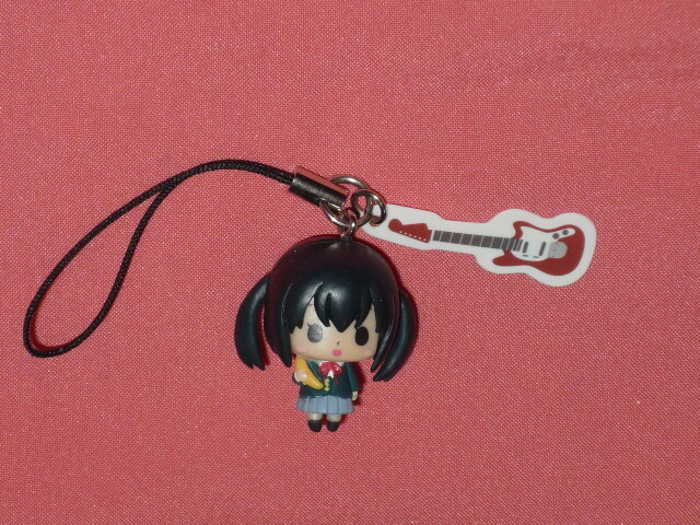 激レア!2011年 けいおん!! キャラクター マスコットフィギュア ストラップ (非売品)④中野梓拍卖