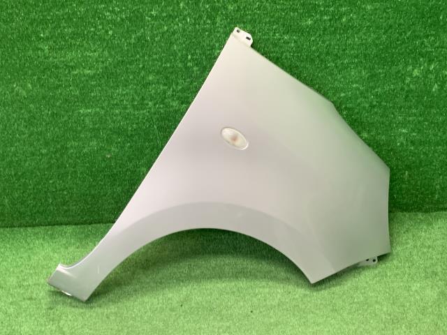 モコ DBA-MG22S 右Fフェンダー 63112-4A00A拍卖