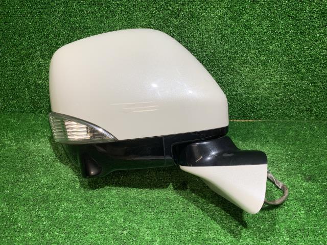 エルグランド DBA-TNE52 右サイドミラー 96301-1JB5A拍卖