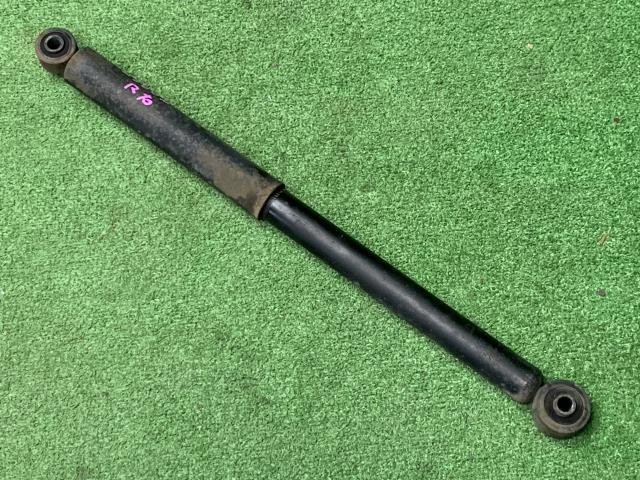 ムーヴラテ CBA-L560S 右Rショックアブソーバー 48531-B2270-000拍卖