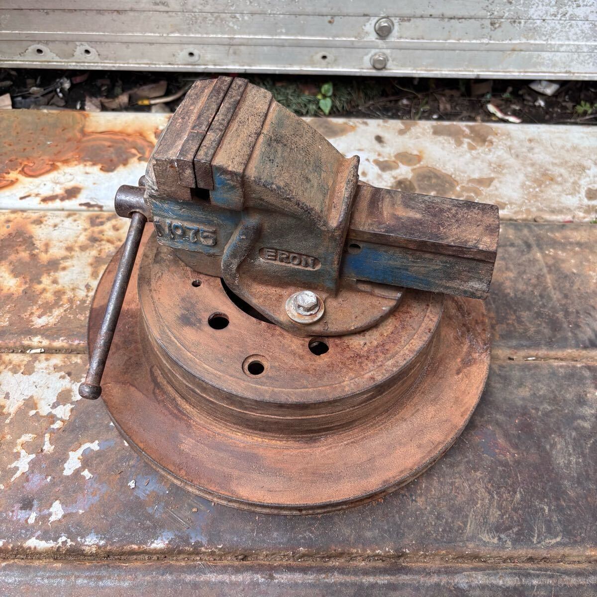 ERON ナベヤ スイベルアングルバイス バイス 万力 クランプ ベタバイス クロスバイス ボール盤バイス 工具 道具 マキタ拍卖