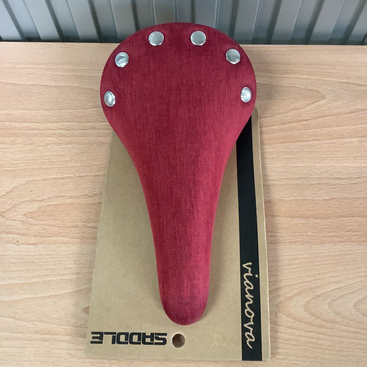 新品 オシャレサドル キャンパス生地 vianovaオリジナル レッド 自転車 サドル拍卖