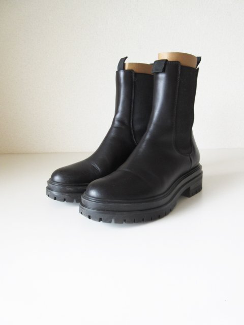 21AW-22 Gianvito Rossi / ジャンビトロッシ 1394254 CHESTER BLACK 35(22.0) / レザー ブーツ レディース拍卖