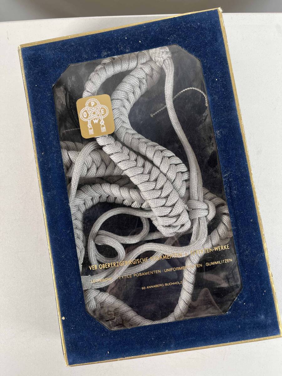 実物 東ドイツ 東ドイツ軍 飾緒 アギュレット ショルダーコード 箱入り デッドストック 複数出品 東独 DDR I拍卖