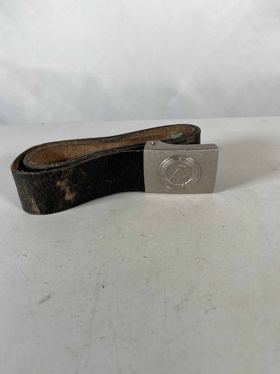 実物 東ドイツ 東ドイツ軍 NVA 制服 ベルト レザー キャンバス 複数出品 DDR 東独 中古品 放出品 B拍卖