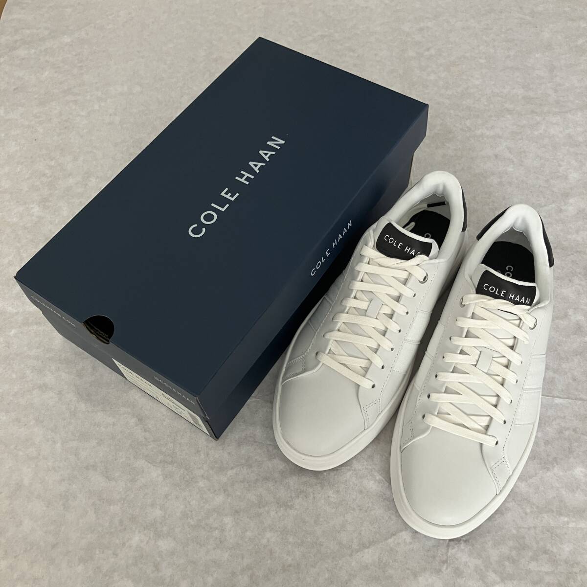 新品 COLE HAAN コールハーン GRND CRSSCRT PREMIER グランド クロスコート プレミア 9.5M 27 白 ホワイト 黒 ブラック スニーカー C39024拍卖