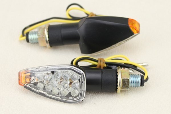 送料格安 ミニLEDクリアウインカー ソフテイルFXSTC FLH FLSTS ツインカム スポーツスター FXR XL1200 ダイナ チョッパー拍卖