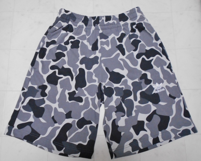 ★アディダス★オリジナルス★【M】★スウェット地★定価7225円拍卖