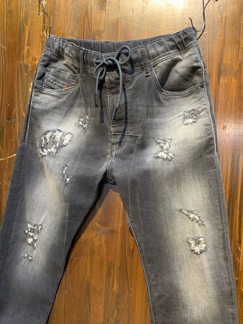 K137TC メンズ パンツ DIESEL ディーゼル デニム ジーンズ ダメージ スウェット ブラック グレー 小さいサイズ / W28 レターパック配送拍卖