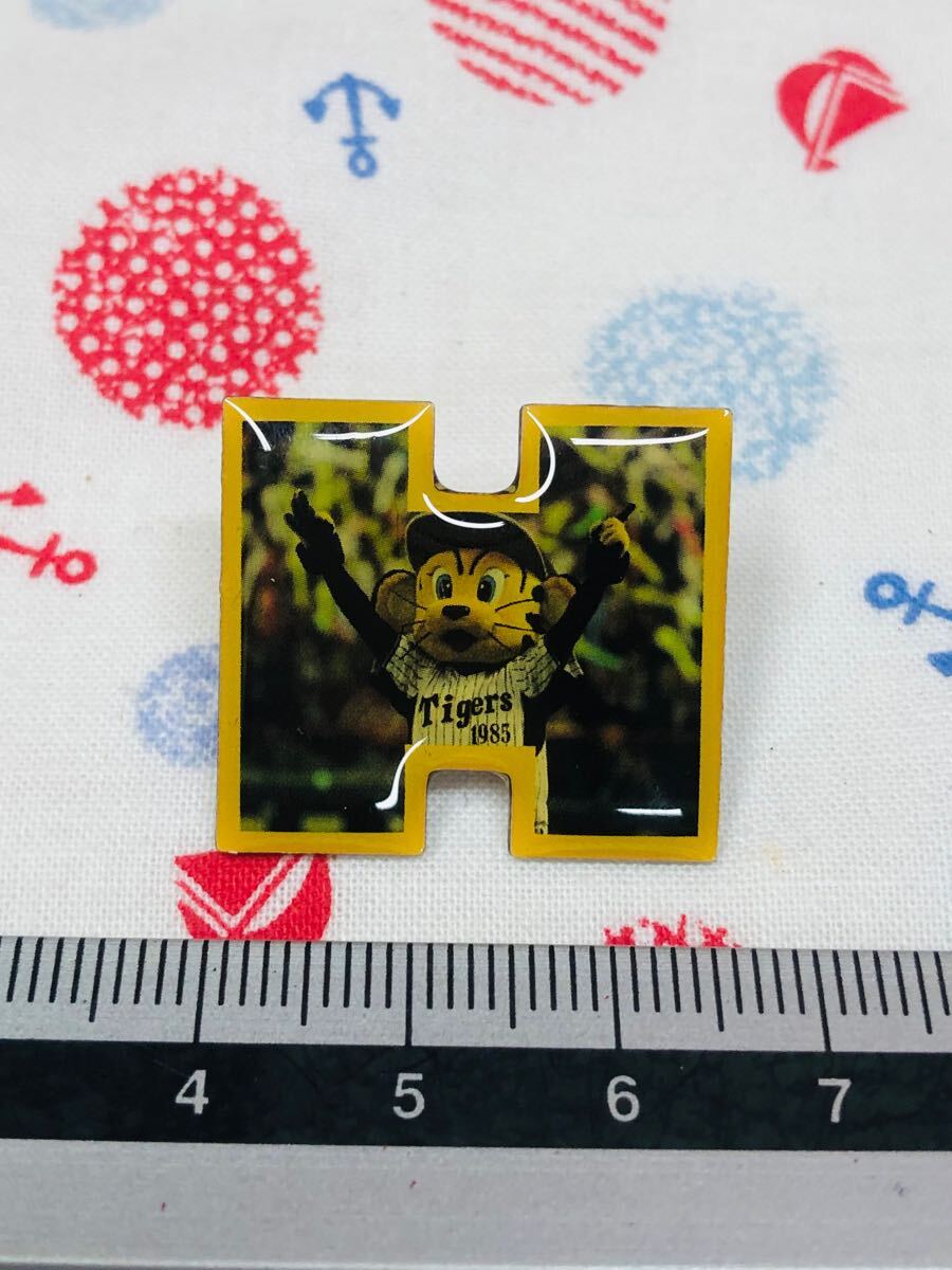 阪神タイガース ピンバッジ ピンズ トラッキー拍卖