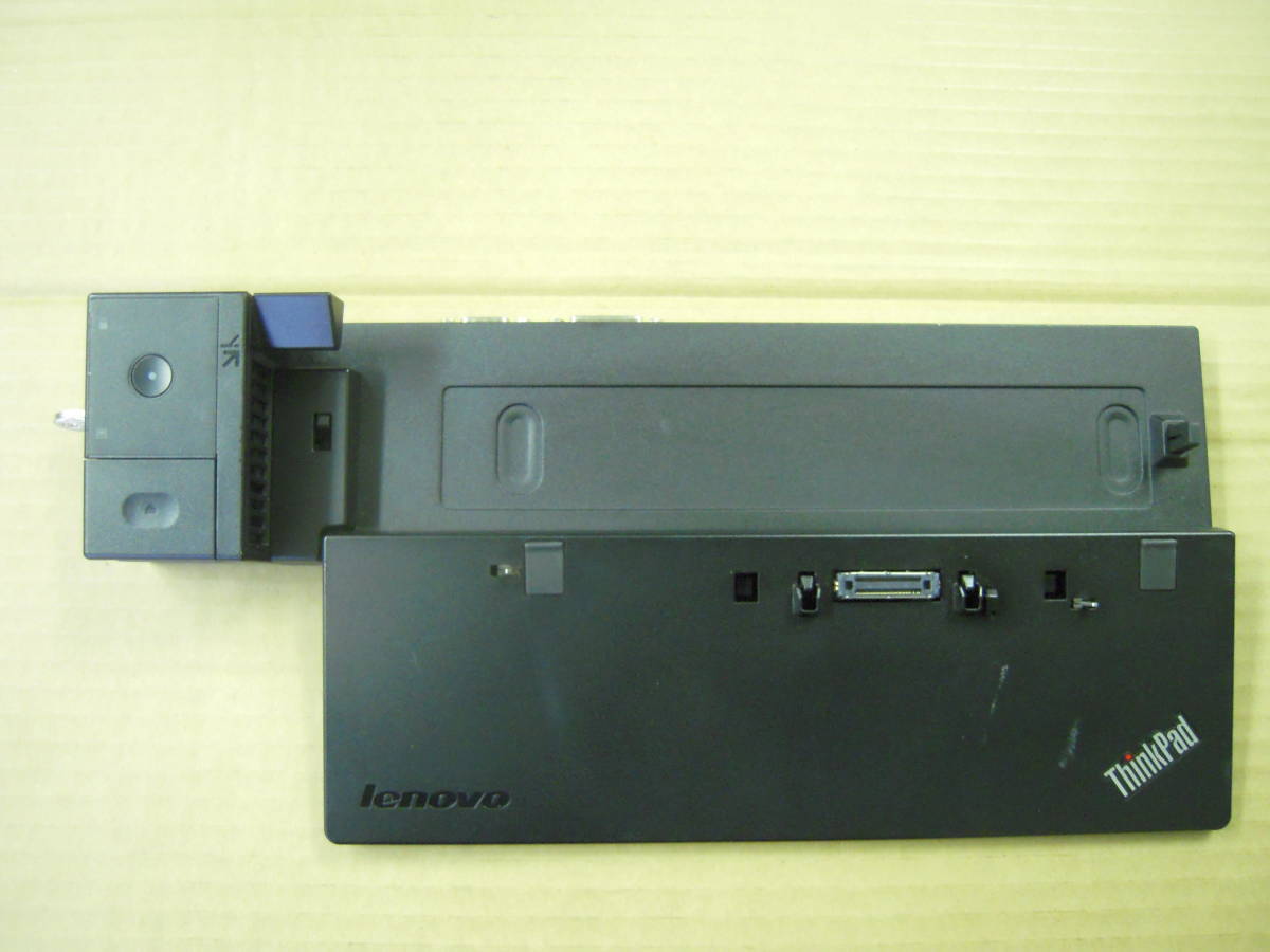 Lenovo ThinkPad UltraDock 40A1 ドッキングステーション 鍵付き (1) 拍卖