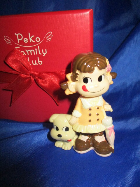 希少★入手困難/激レア/ペコちゃん【ペコちゃんファミリークラブ】プチ・フィギュア拍卖