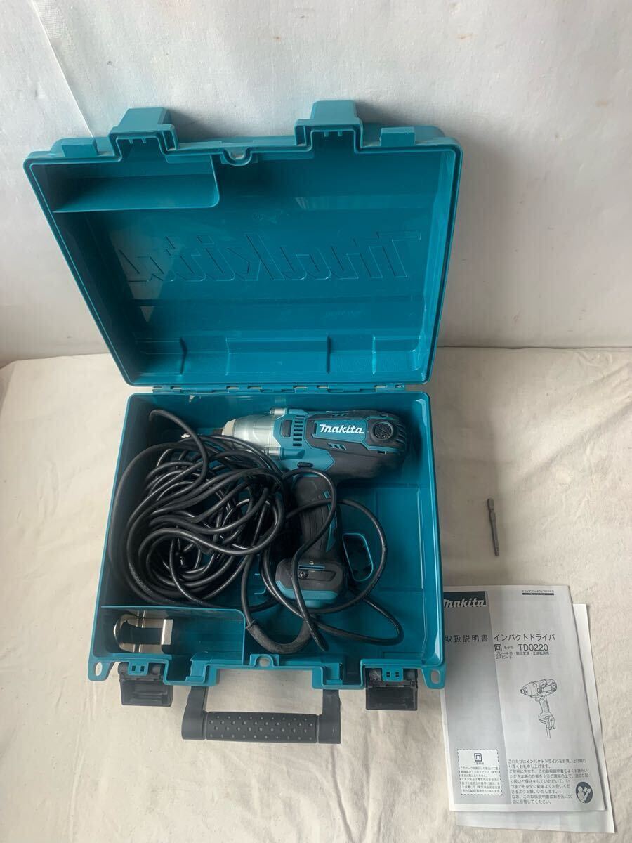 動作確認済 説明書付mmakitaマキタ インパクトドライバ TD0220ケース付 工具日曜大工DIYリフォームリメイク店舗什器拍卖