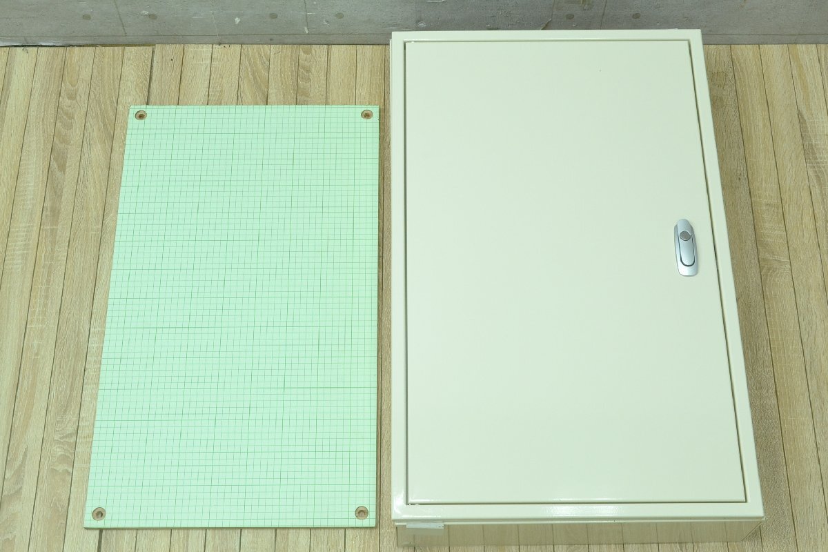 k1127■内外電機 Naigai■盤用キャビネット 鍵付き■CMEZ805014WC■外寸 約H800×W500×D140mm拍卖