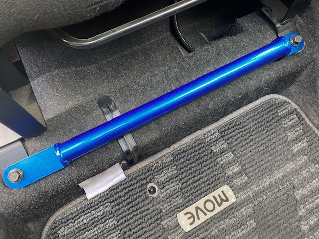 ★ダイハツL152S・L150S・L160Sムーヴ専用シートレール補強バー運転席前側と助手席前側2本セット新品★拍卖