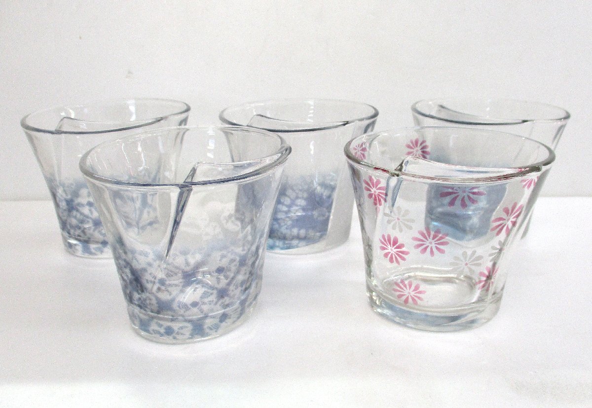 ★ 100625 変りグラス 和風グラス合わせ 5個 200ml 青4個/赤1個 W8.8xD8.5xH7.3~8cm 中古美品 ★拍卖