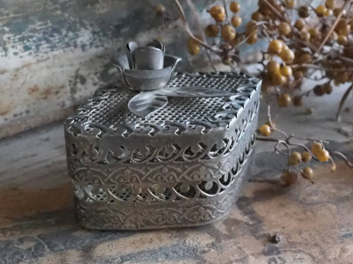 【フランス蚤の市ジュエリーボックス】ローズ宝石箱シルバープレート古道具アンティーク骨董インテリア蓋物小物入れインダストリアル拍卖