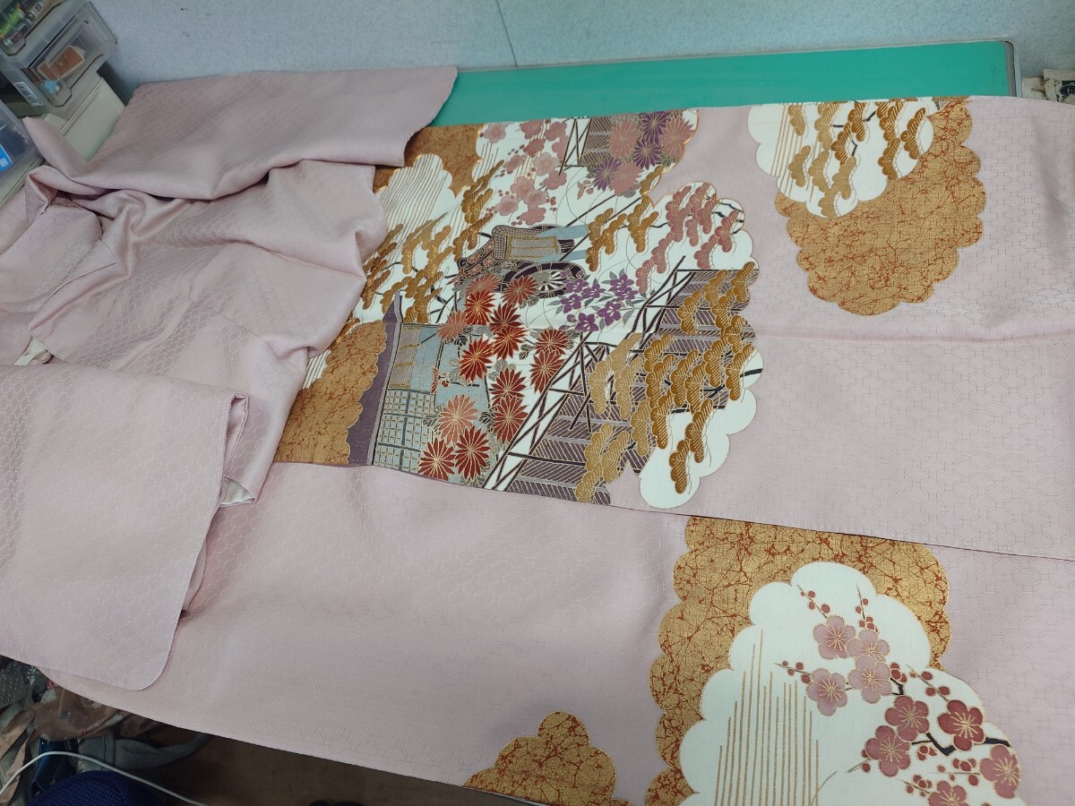 ●K) 色留袖 一つ紋 超豪華 金駒 刺繍 金彩 レトロ 着物 ピンク 松 梅 桔梗 御所車 入学式 卒業式 七五三 身丈155cm ふくよかサイズ 中古③拍卖