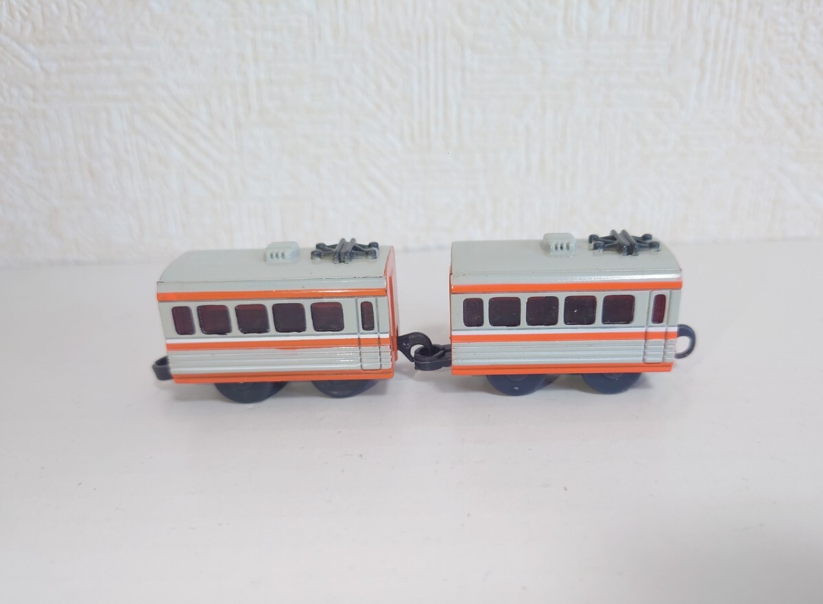 カプセルプラレール 3100形 小田急ロマンスカー 中間車2個 通勤電車・東西私鉄特急編 中古品拍卖