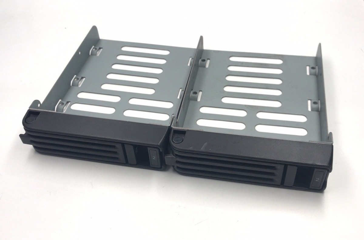YS0027★中古★2点組(修理交換用 )BUFFALO TS5200DN SeriesなどNAS用 3.5インチHDDマウンター  HDDトレイ拍卖