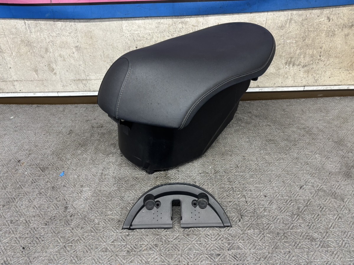 ホンダ ジョルノ AF77-1107 シート ASSY シートボックス HONDA 純正 部品 パーツ拍卖