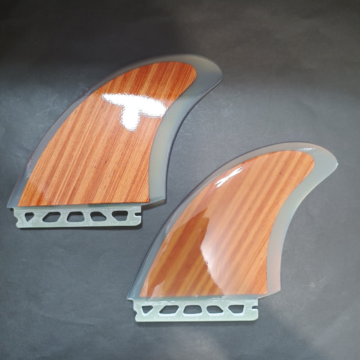 XLサイズ ノーブランド ツインフィン ウッドコア オルタナ系 ファイバーグラス製 フィッシュ シモンズ フィン拍卖