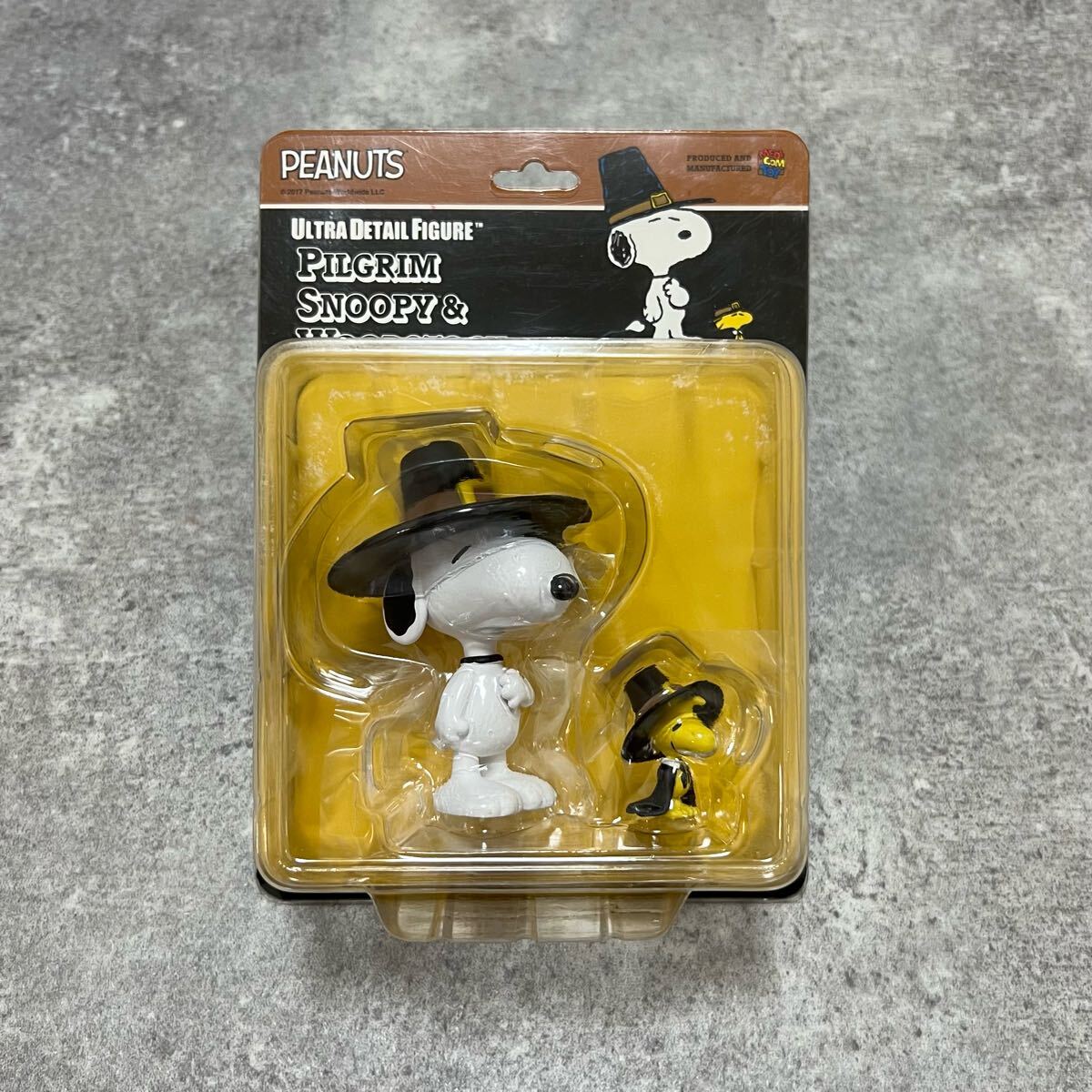 【未開封】PEANUTS UDF メディコムトイ ピルグリム スヌーピー & ウッドストック フィギュア拍卖