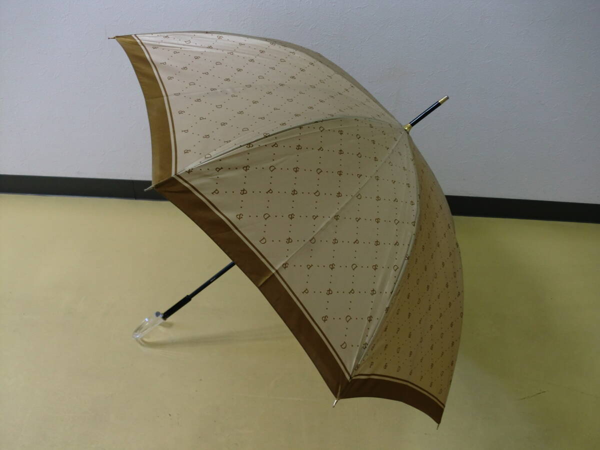 ( せ-A1-8129 )PINKY & DIANNE ピンキーアンドダイアン 長傘 雨傘 手開き式 ベージュ 光沢 全長約92cm 半径約52cm 中古拍卖