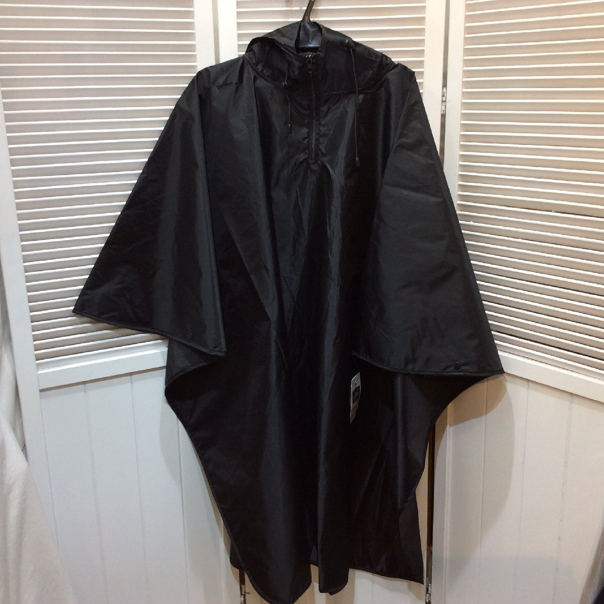 新品☆パイピング レインポンチョ レディース M~L フード付き ブラック はっ水加工 通勤 自転車拍卖