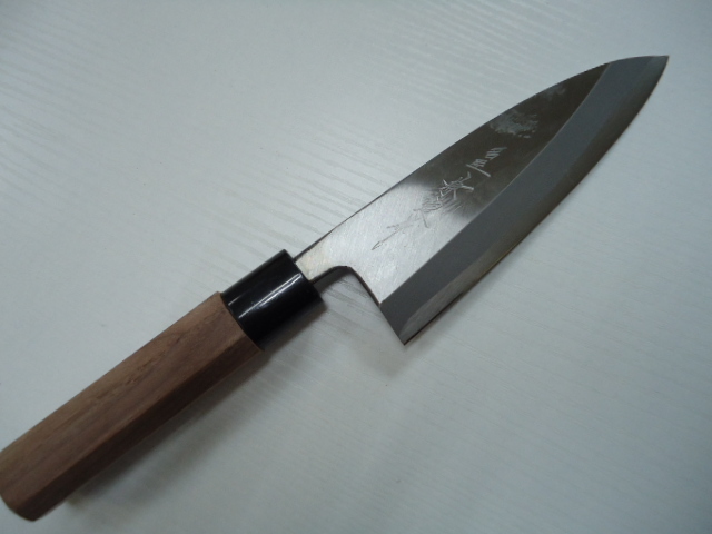 錆びます切れます! クルミ八角柄付き本格出刃150mm拍卖