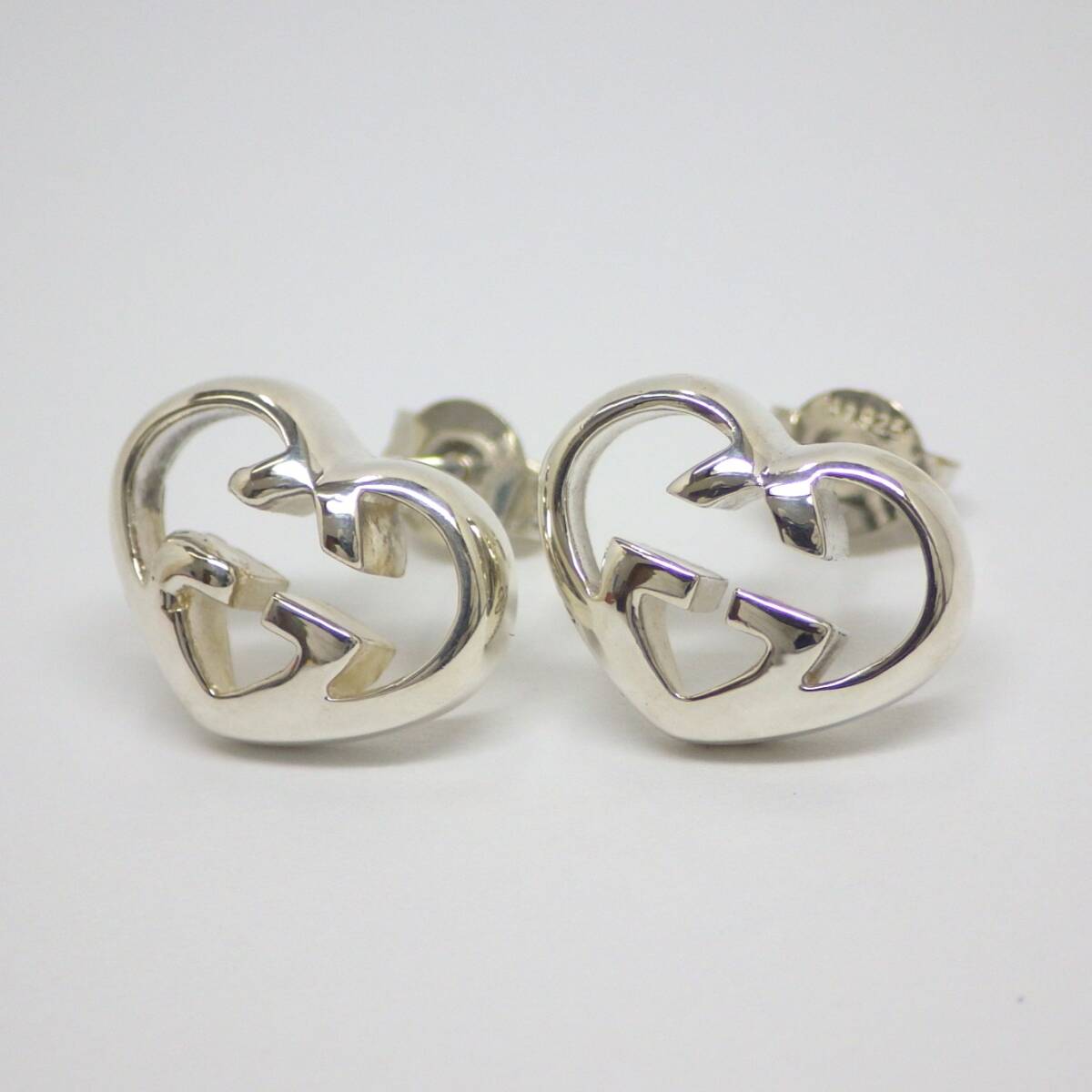 GUCCI グッチ ハート インターロッキングG ピアス シルバー925 銀拍卖