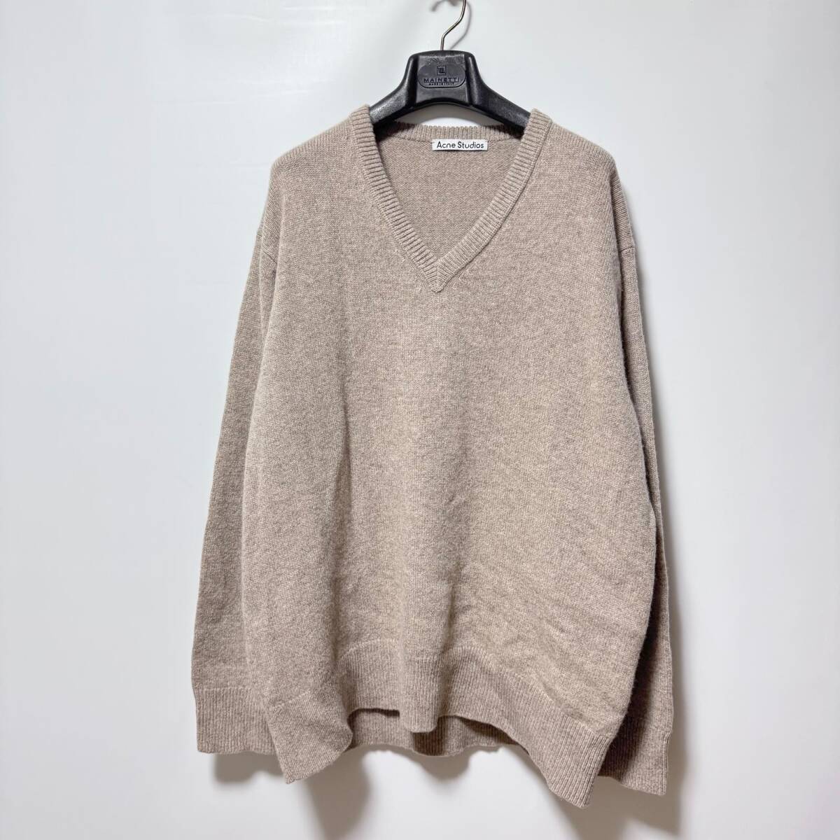 美品 ACNE STUDIOS アクネストゥディオズ カシミヤウール Vネックニット サイズXS/S オーバーサイズセーター FN-MN-KNIT000257 メンズ拍卖