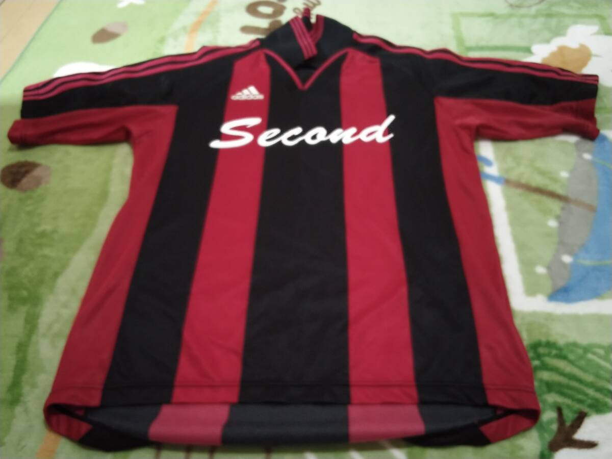 Ma: サッカーウエアー 赤&黒ストライプ拍卖