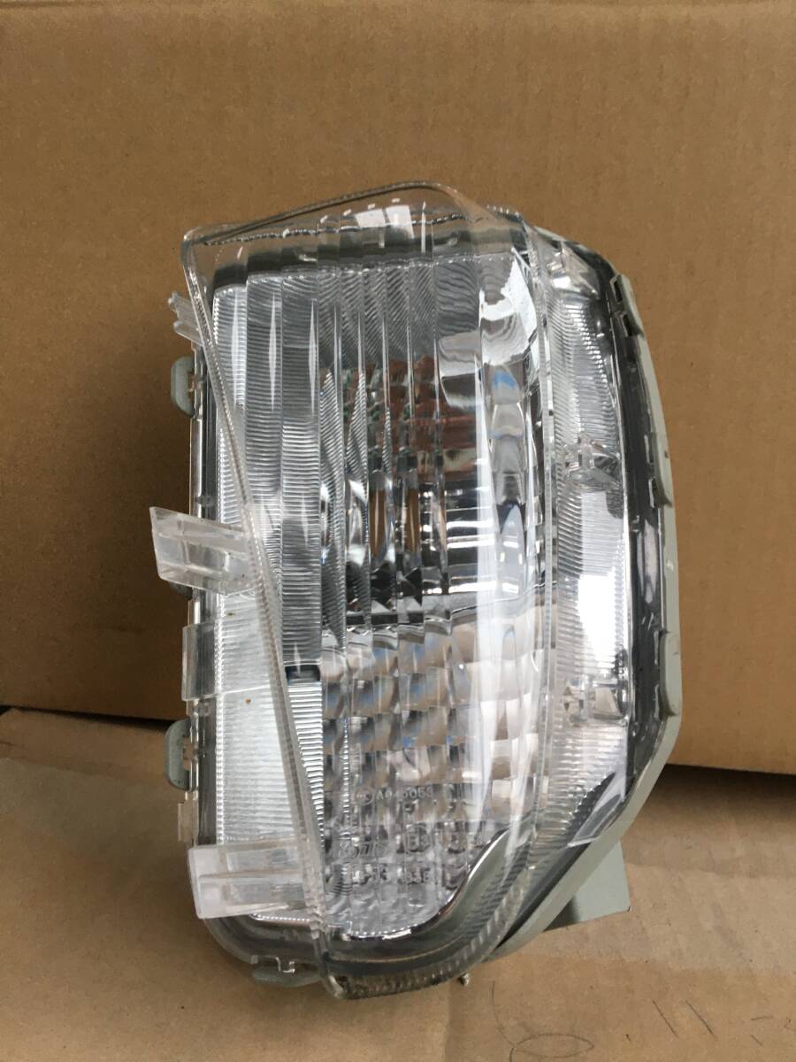 ZVW30 ZVW35 プリウス フォグランプ 左 純正 KOITO 47-53 TOYOTA PRIUS拍卖