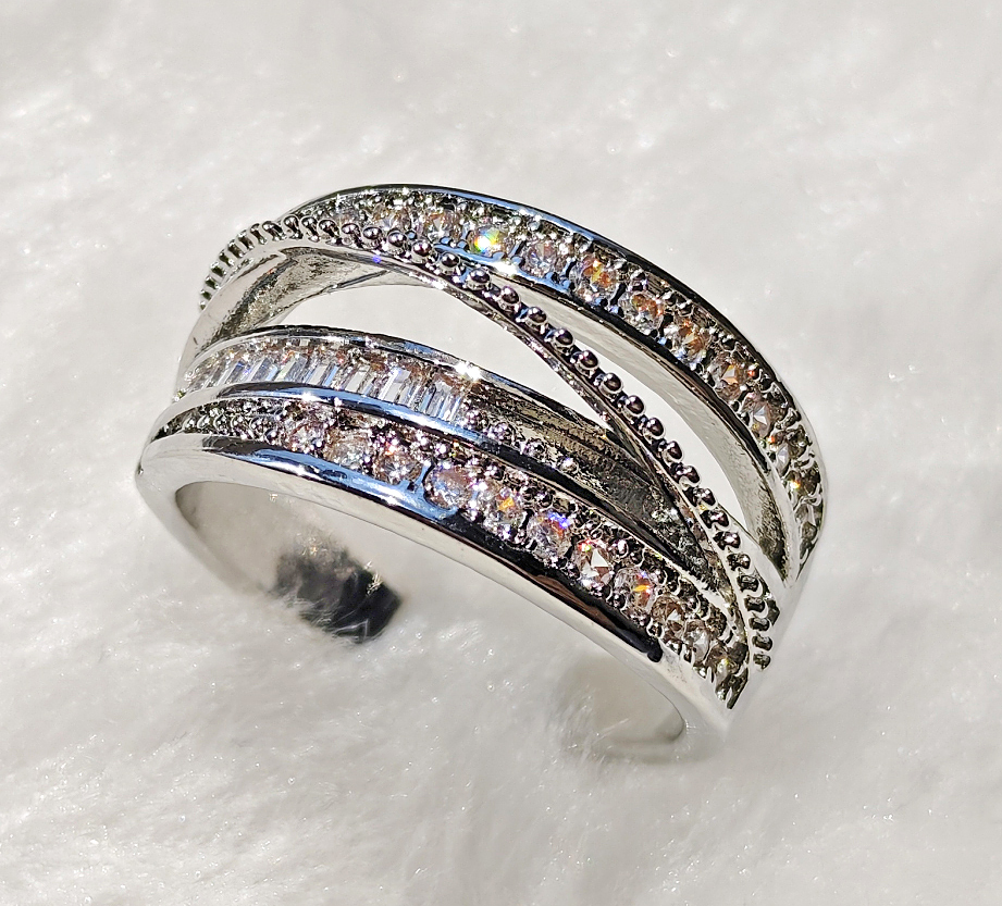 N250602◆Bigstone◆【優雅な気質】キラキラ輝く*ファッション印象*豪華なリング*13号拍卖